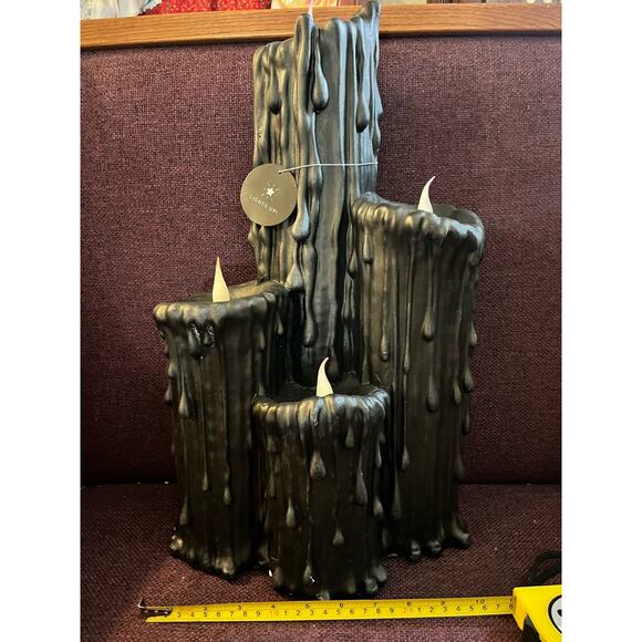 Halloween Gothic light up candelabra lots of detail - Picture 12 of 12